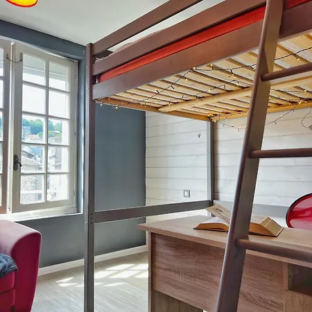 T4 Lumineux, Equipe, Au Centre D'aurillac Aurillac