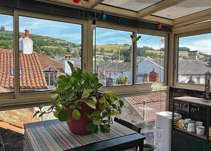 T4 Lumineux, équipé, Au Centre D'aurillac * Aurillac